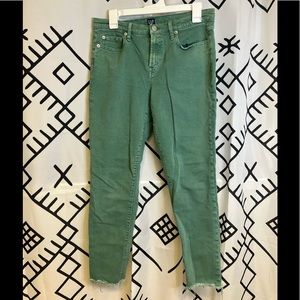 GAP Denim Teal/Green Cropped Fringed Bottom Skinny Jeans with Pockets size 7